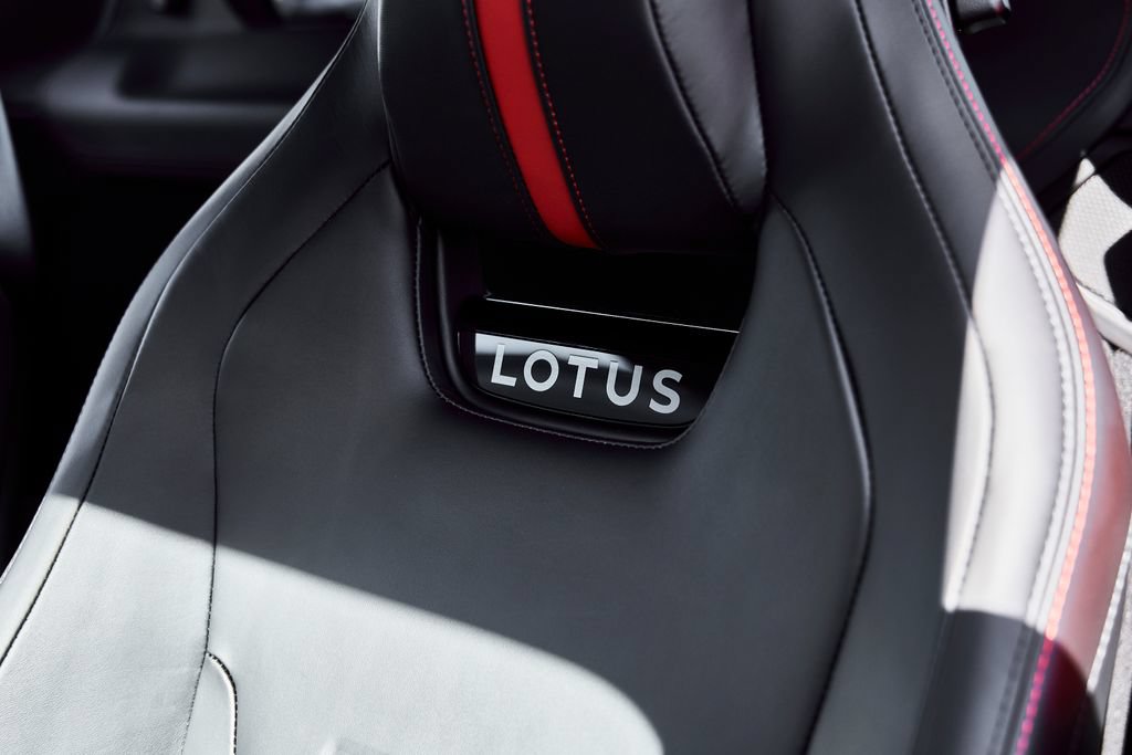 Used 2026 Lotus Emira RWD image 44