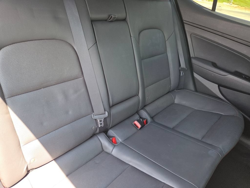 Used 2018 Hyundai Elantra Sport FWD image 28