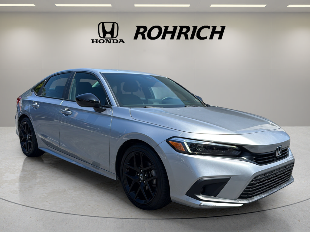 Used 2023 Honda Civic Sport image 4