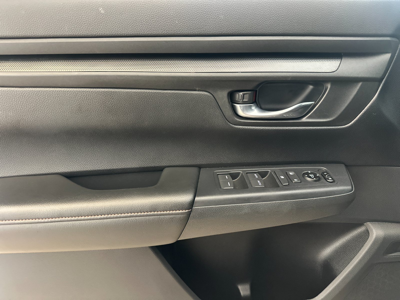 Used 2026 Honda CR-V Sport image 11
