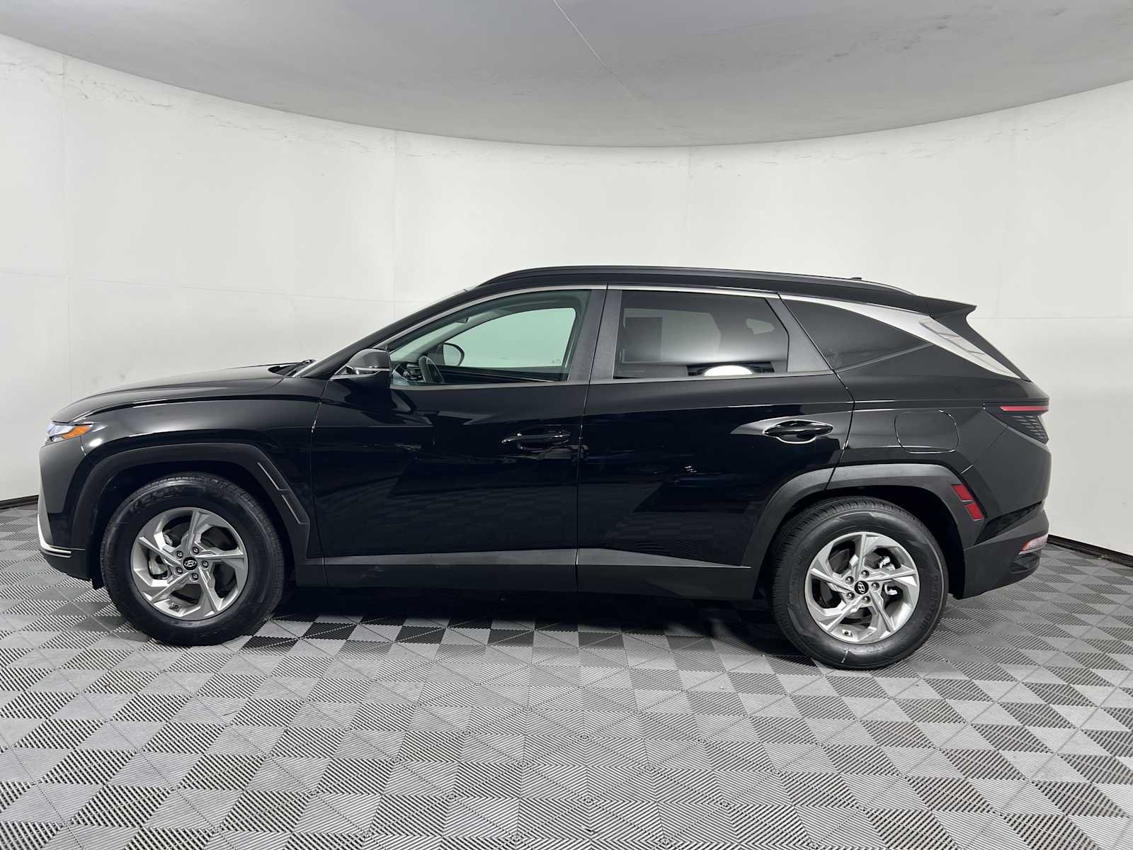 Used 2022 Hyundai Tucson SEL FWD image 7