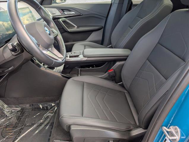 Used 2025 BMW X1 xDrive28i w/ Technology Package image 17