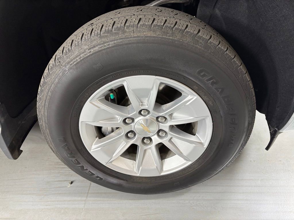 Used 2023 Chevrolet Silverado 1500 LT image 13