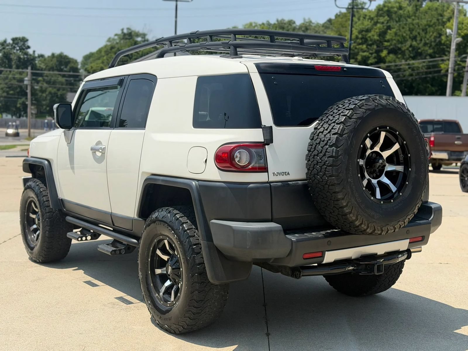 Used 2012 Toyota FJ Cruiser 4WD w/ Upgrade Pkg image 4
