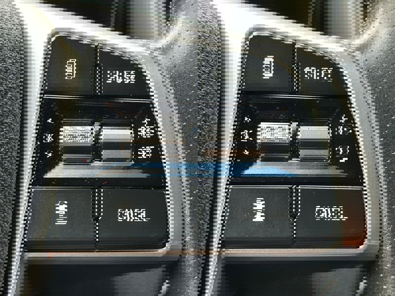 Used 2019 Kia Sorento SX image 24