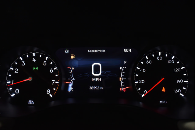 Used 2025 Jeep Compass Limited AWD/4WD image 17