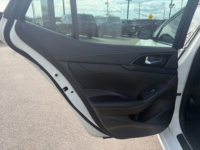 Used 2021 Nissan Maxima Platinum w/ Sport Mat Group image 36