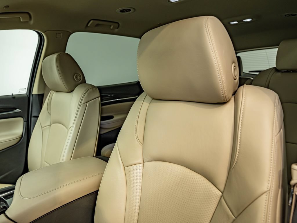 Used 2019 Buick Enclave Essence FWD image 33