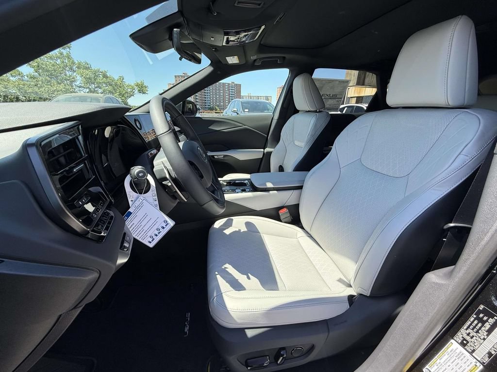 New 2026 Lexus RX 350 Premium Plus AWD/4WD image 2