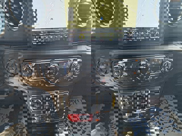 Used 2020 Jeep Wrangler Unlimited Rubicon w/ Quick Order Package 28Y Recon image 24