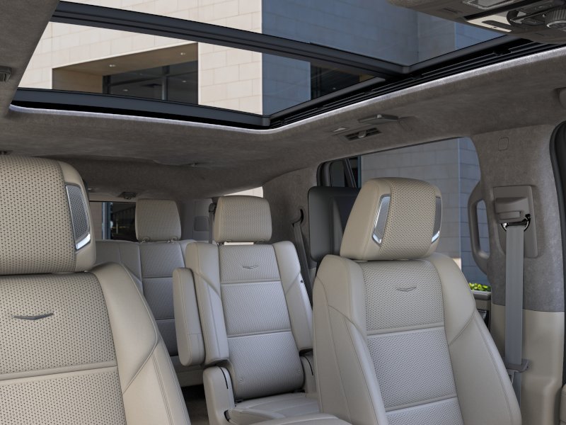 New 2026 Cadillac Escalade Platinum Luxury w/ LPO, Radiant Package AWD/4WD image 24
