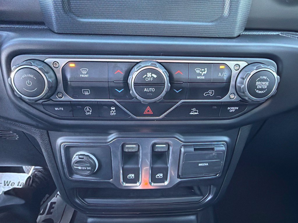 Used 2021 Jeep Wrangler Sport AWD/4WD image 30