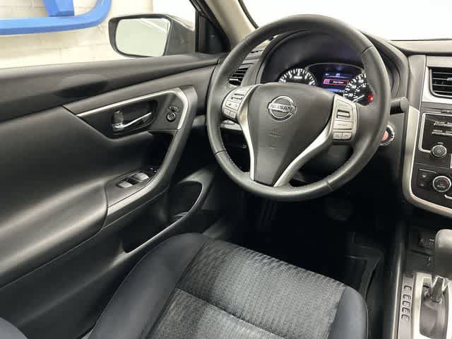 Used 2017 Nissan Altima 2.5 SV FWD image 12