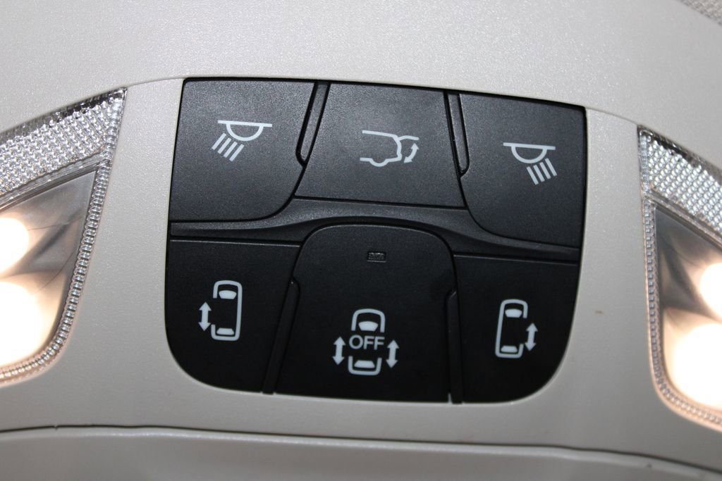 Used 2024 Chrysler Pacifica Touring-L image 52