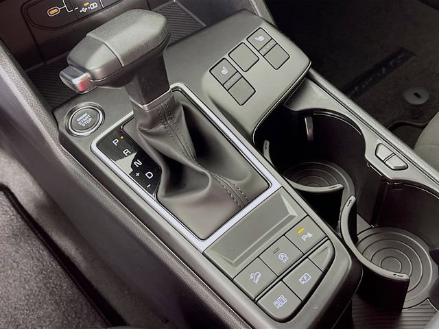 Used 2026 Kia Sportage LX w/ LX Convenience Package image 17