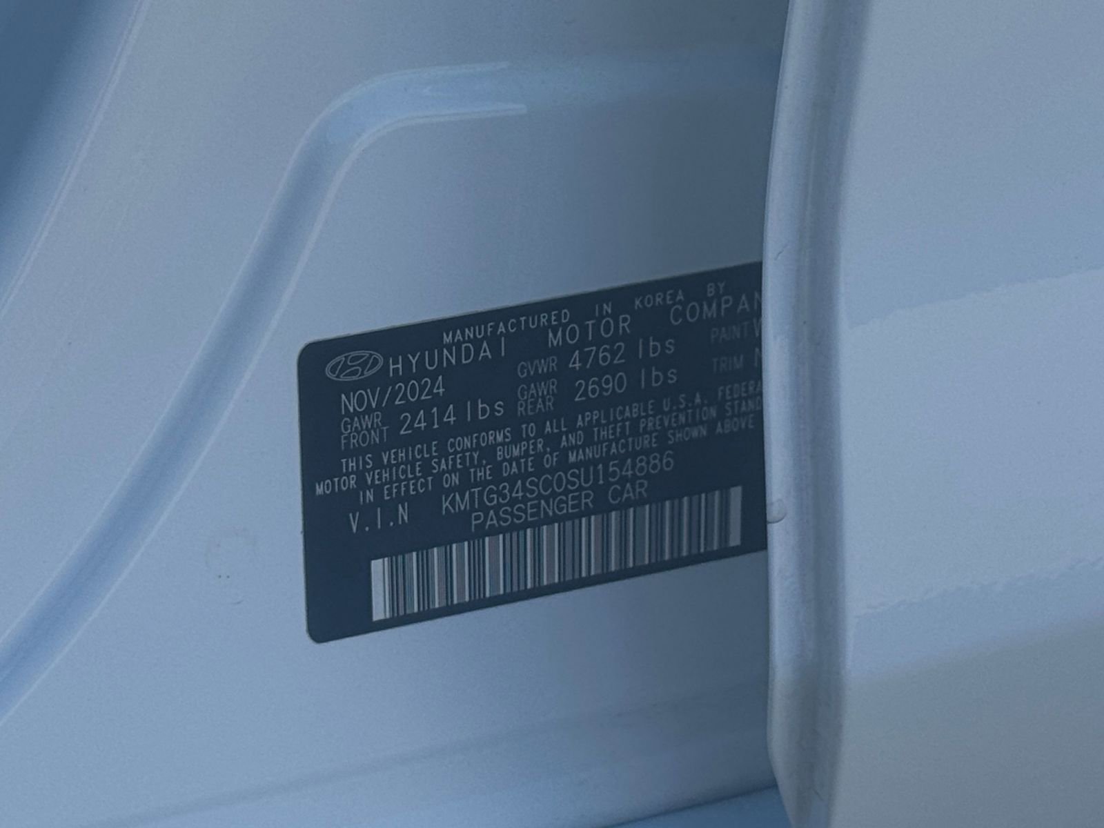 Used 2025 Genesis G70 2.5T image 29