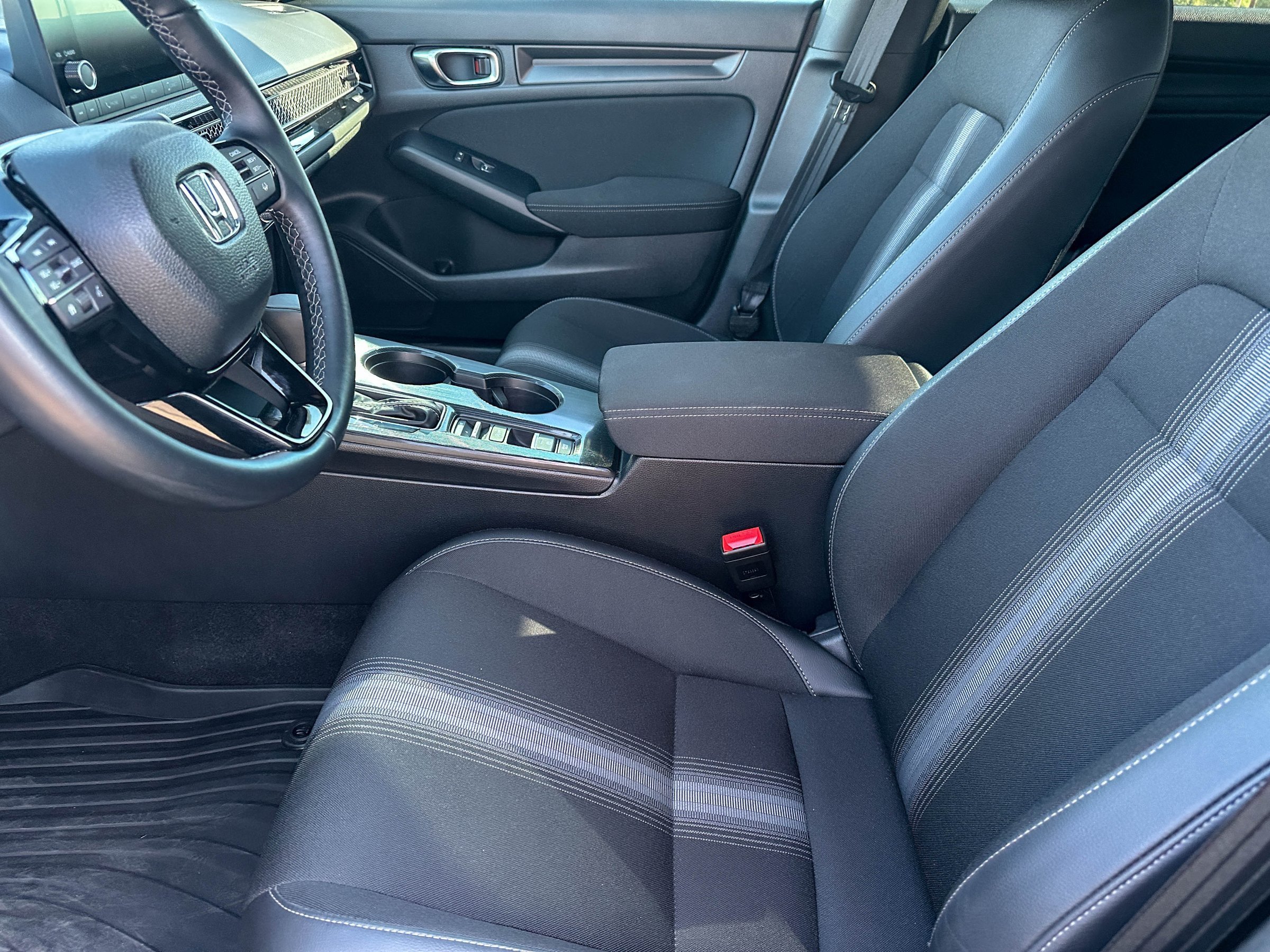 Used 2025 Honda Civic Sport image 13