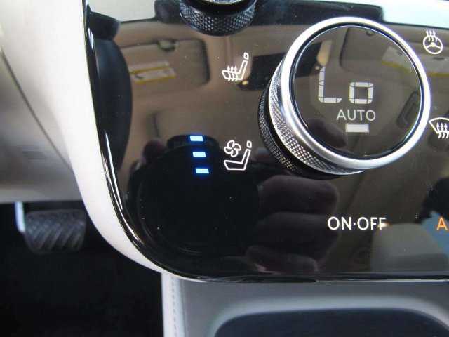 Used 2026 INFINITI QX60 Luxe w/ Family Package AWD/4WD image 23