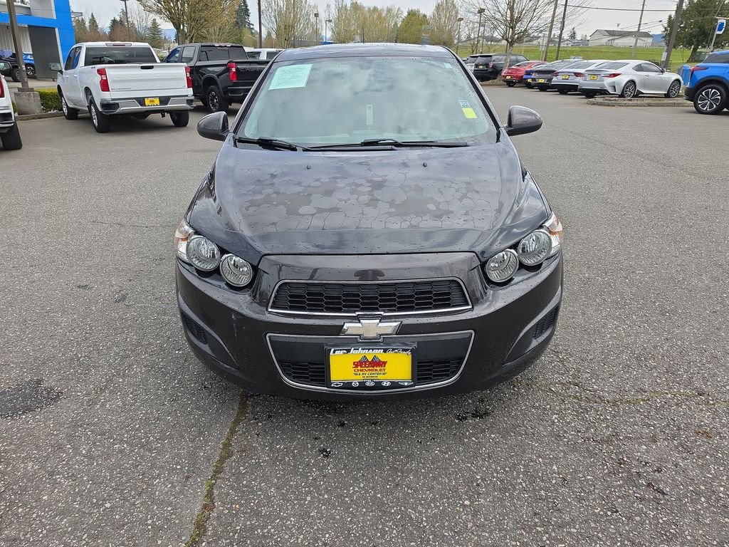 Used 2015 Chevrolet Sonic LT w/ Fun and Sun Package image 9