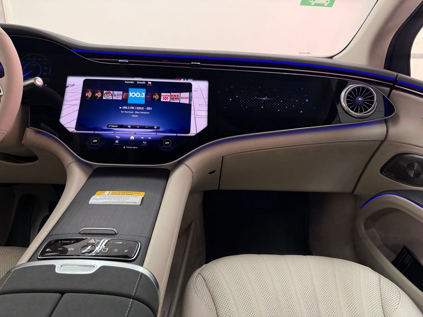 New 2027 Mercedes-Benz EQS 400 4MATIC SUV image 31