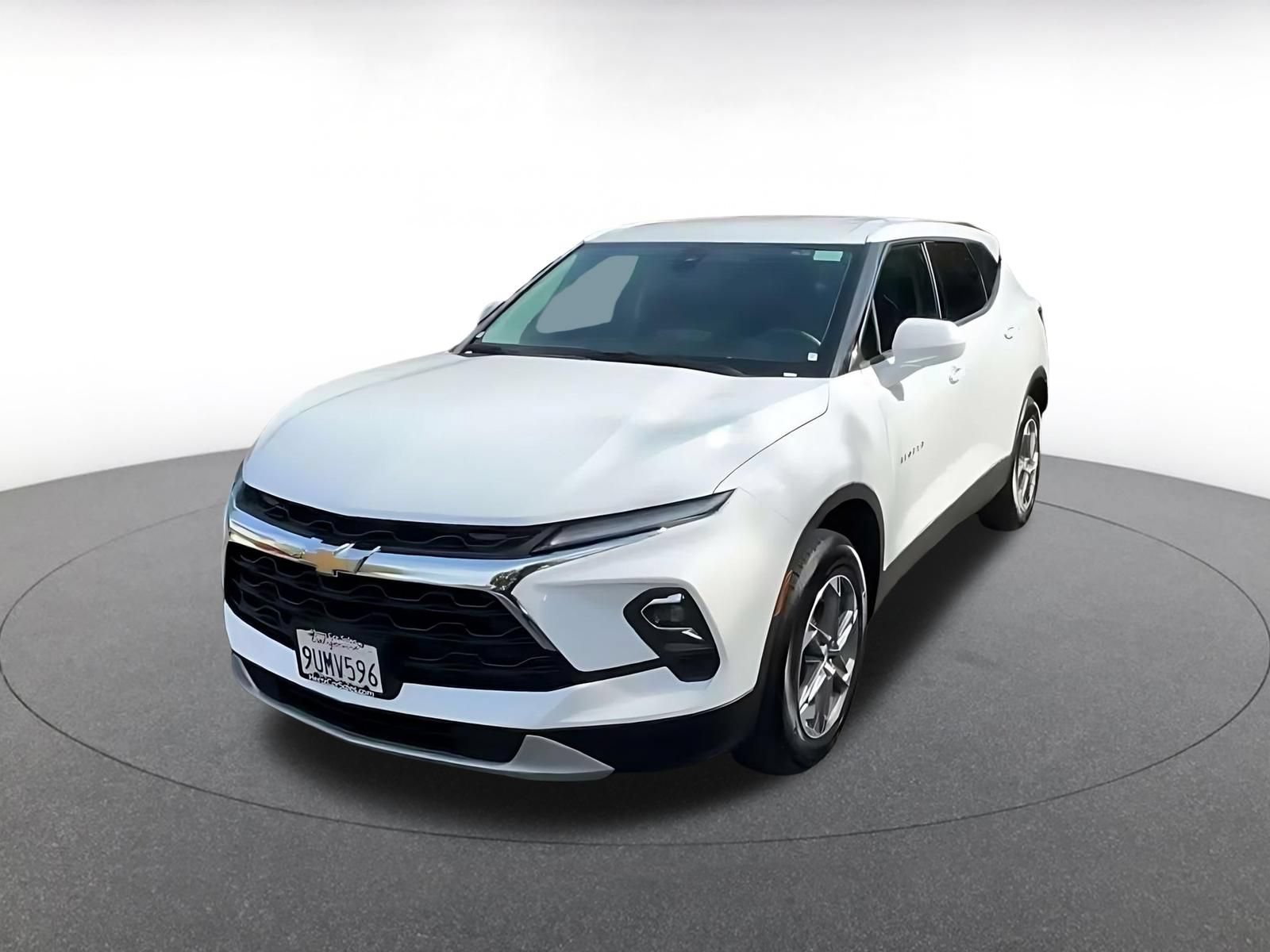 Used 2026 Chevrolet Blazer LT FWD image 7