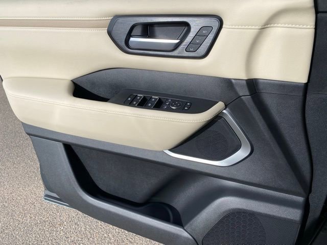 New 2026 Nissan Armada Platinum image 14