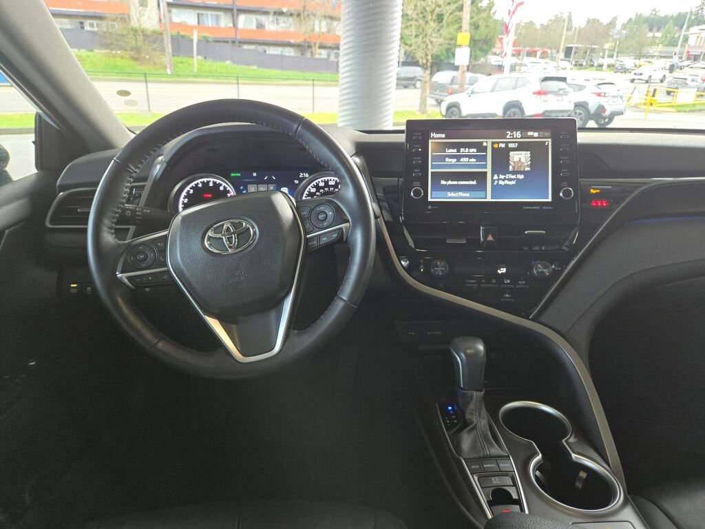 Used 2024 Toyota Camry XLE w/ Cold Weather Package FWD image 11