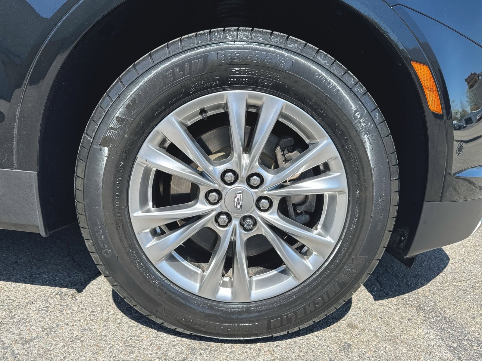 Used 2020 Cadillac XT5 Premium Luxury image 2