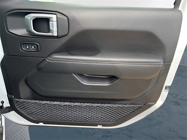 Used 2021 Jeep Gladiator Overland w/ Popular Equipment Package image 13