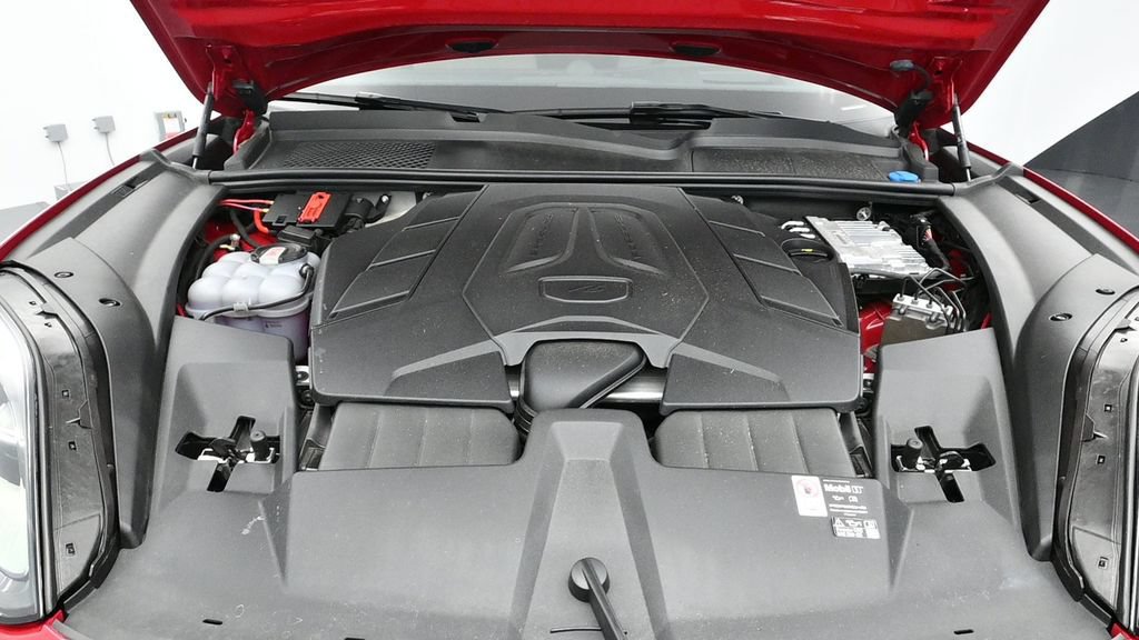 Certified 2025 Porsche Cayenne Coupe AWD/4WD image 17