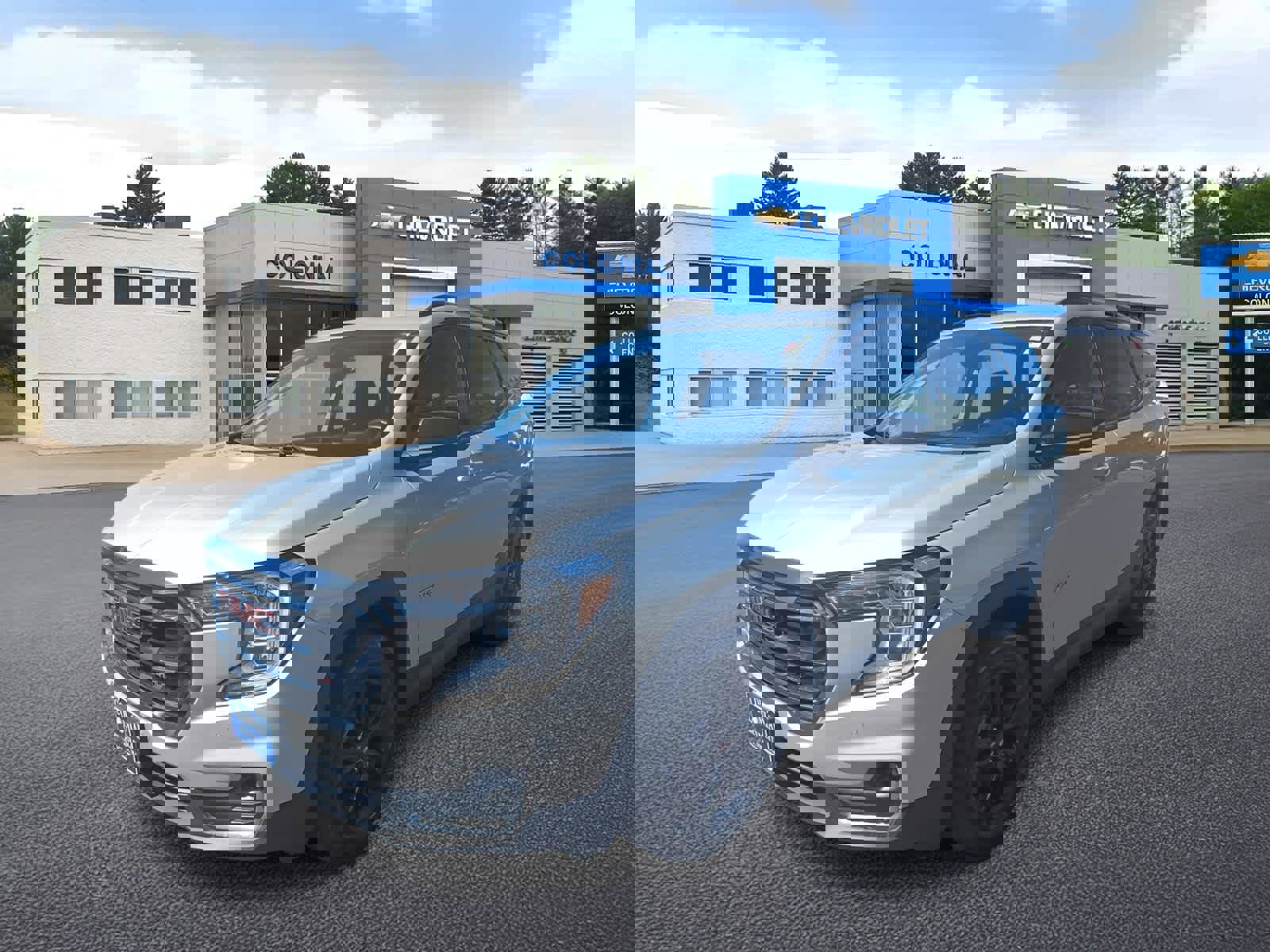 Used 2022 GMC Terrain AT4 w/ Infotainment Package II image 1