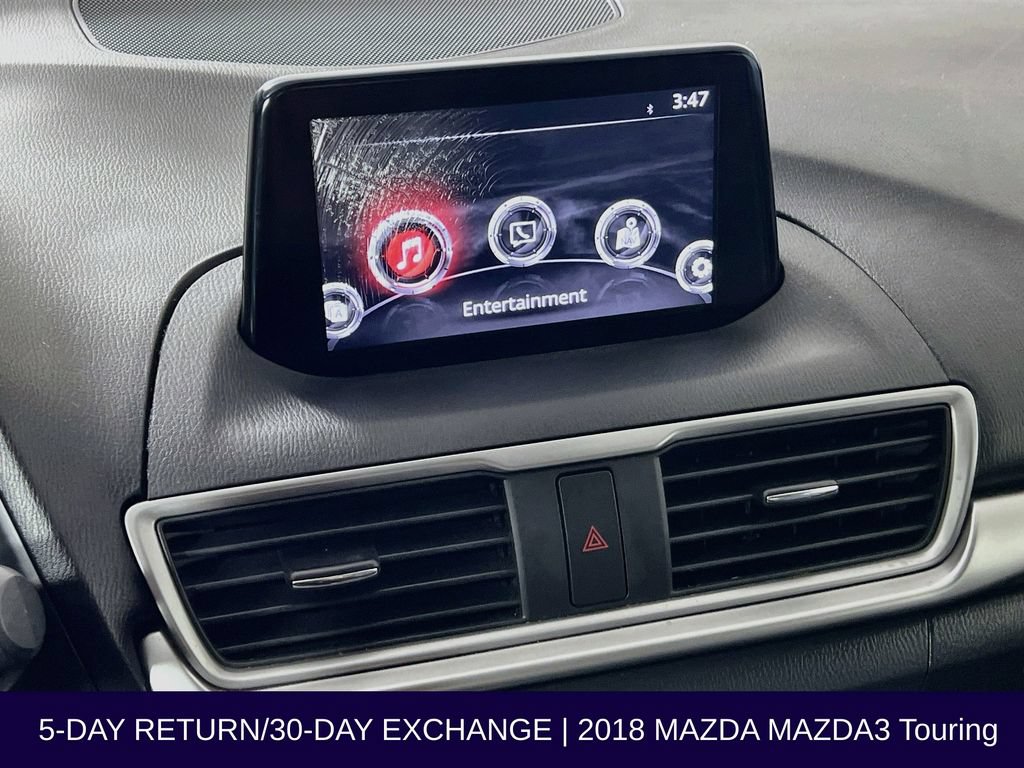 Used 2018 MAZDA MAZDA3 Touring FWD image 17