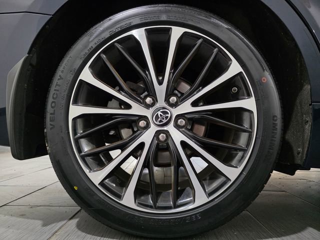 Used 2019 Toyota Camry SE w/ Convenience Package image 25