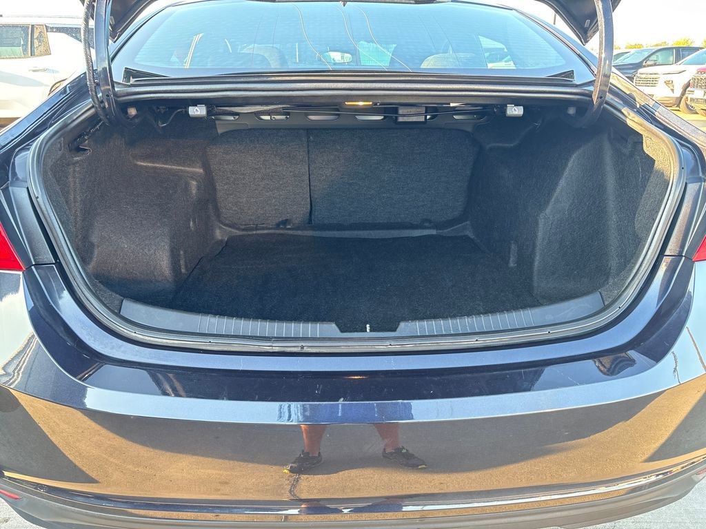 Used 2023 Chevrolet Malibu LT image 29