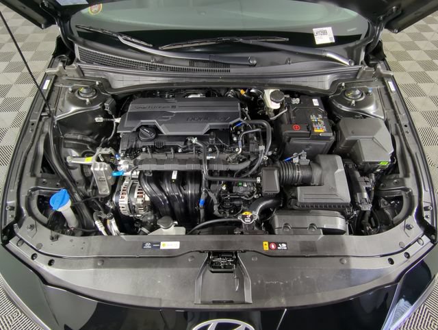 New 2026 Hyundai Elantra Limited FWD image 43