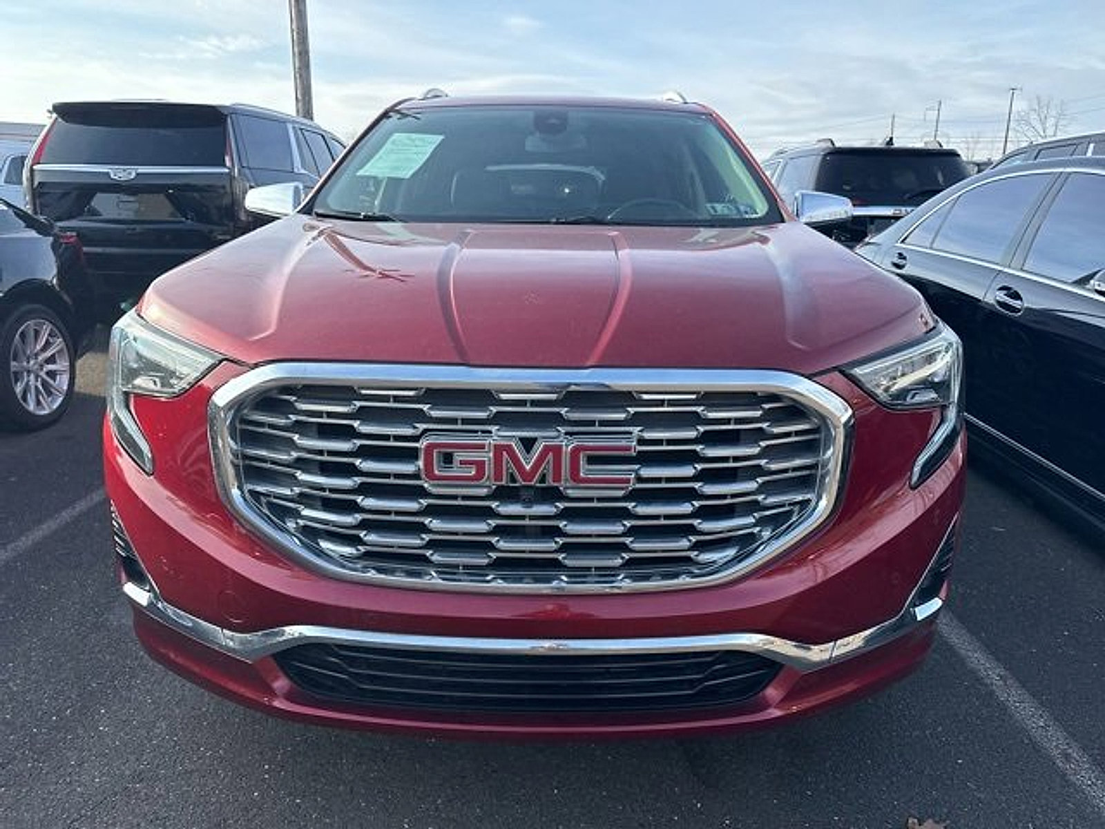 Used 2018 GMC Terrain Denali w/ Advanced Safety Package image 5