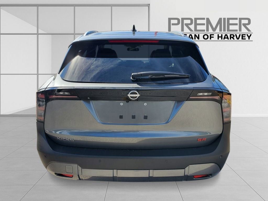 New 2026 Nissan Kicks SR FWD image 5