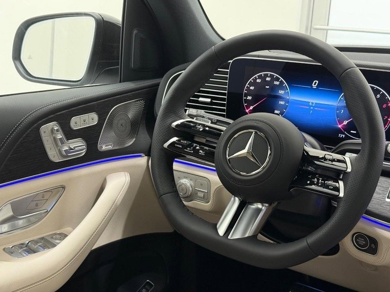 New 2026 Mercedes-Benz GLS 450 4MATIC image 9