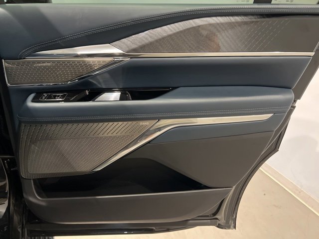 Used 2025 Cadillac Escalade IQ Sport 2 image 38