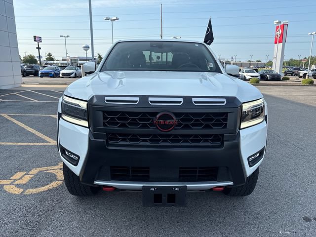 Certified 2025 Nissan Frontier PRO-4X AWD/4WD image 8