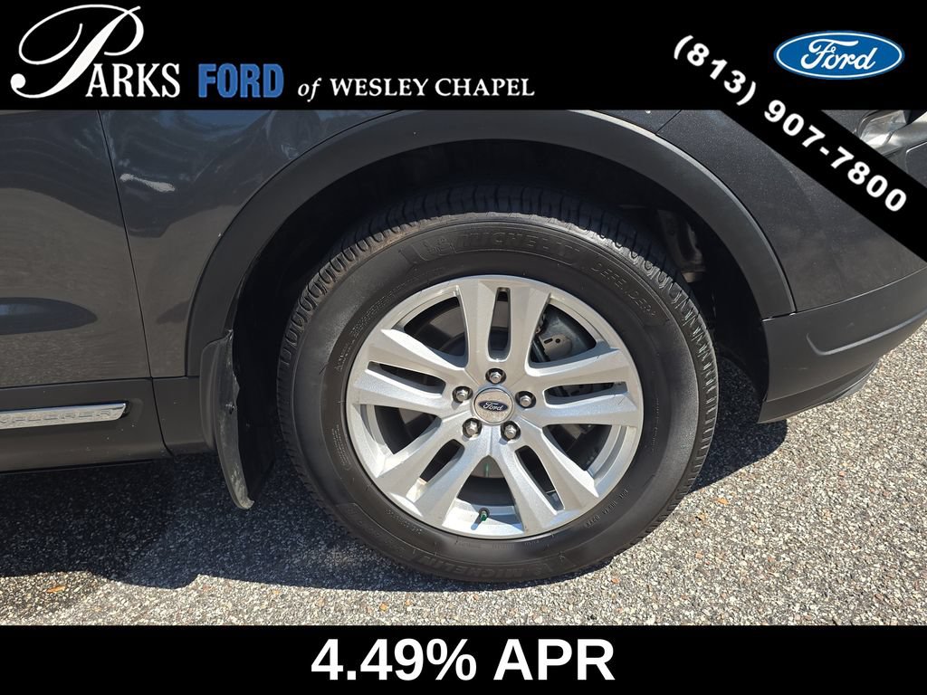 Certified 2018 Ford Explorer XLT w/ Equipment Group 202A AWD/4WD image 33