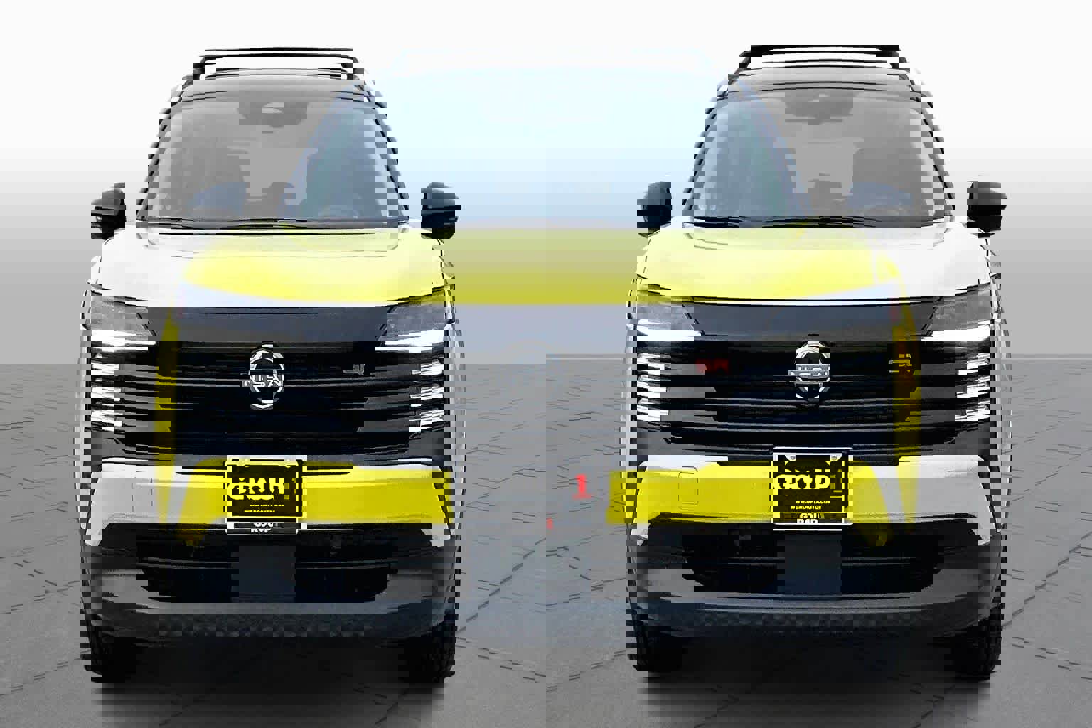 Used 2025 Nissan Kicks SR w/ Illumination Package image 3