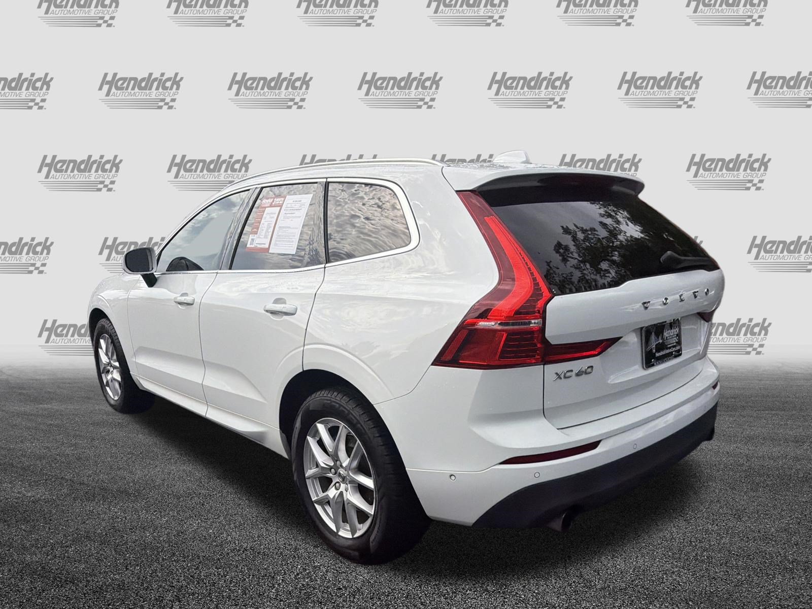 Used 2019 Volvo XC60 T5 Momentum w/ Premium Package FWD image 8