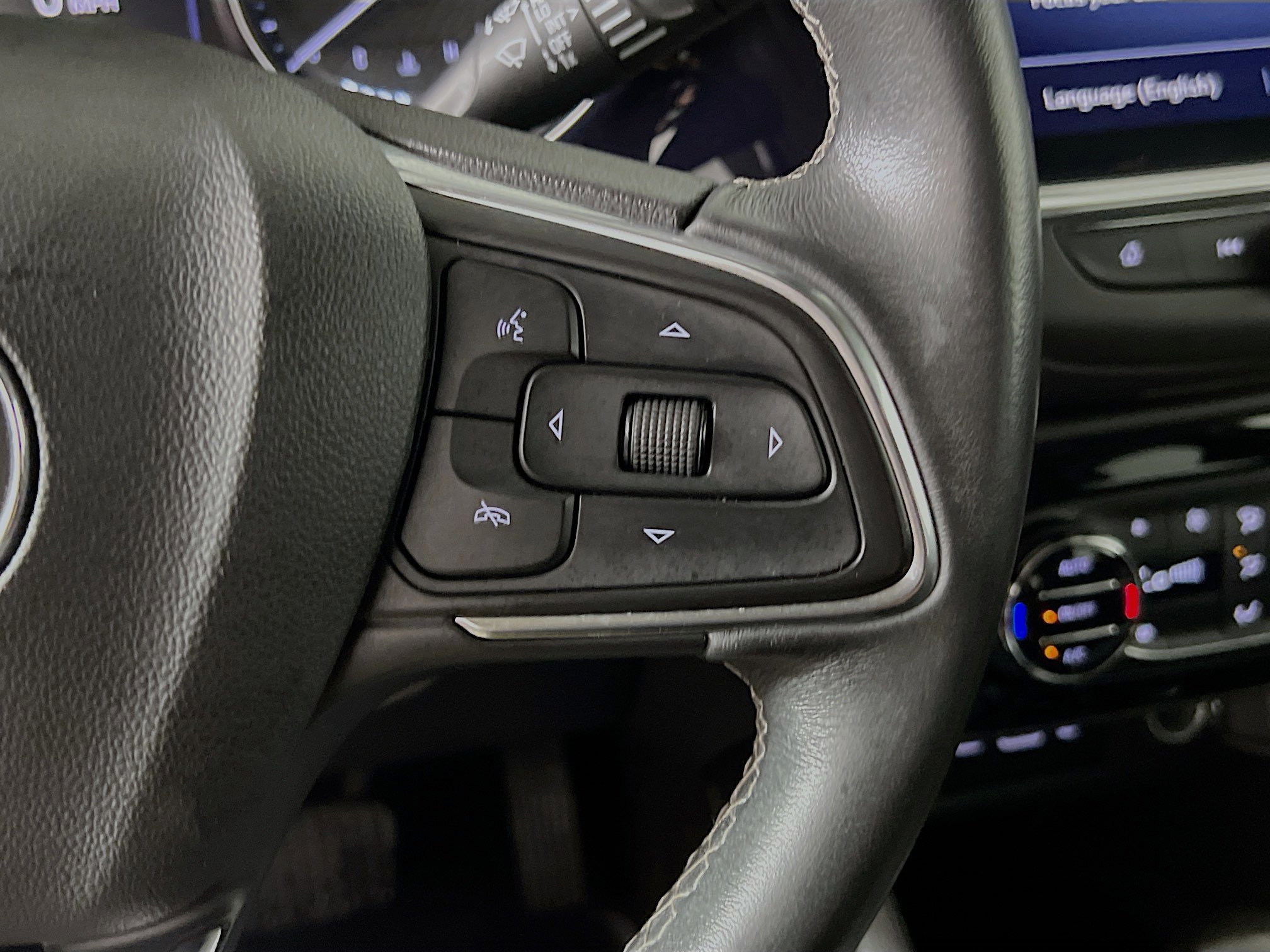Used 2023 Buick Encore GX Select w/ Safety Package II image 20