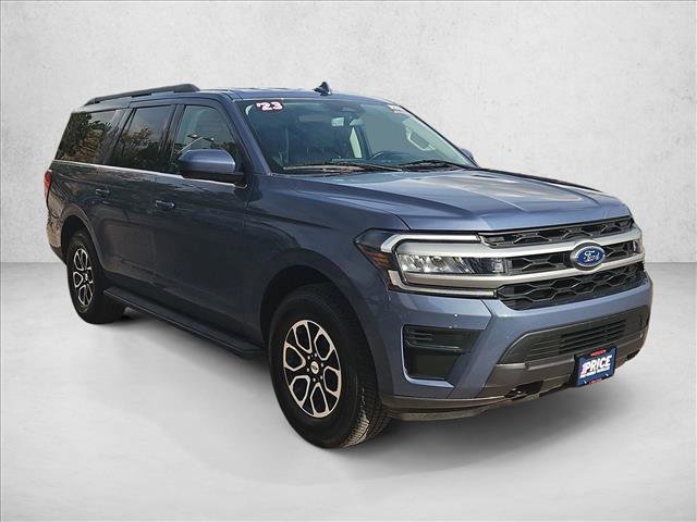 Used 2023 Ford Expedition Max XLT video 3