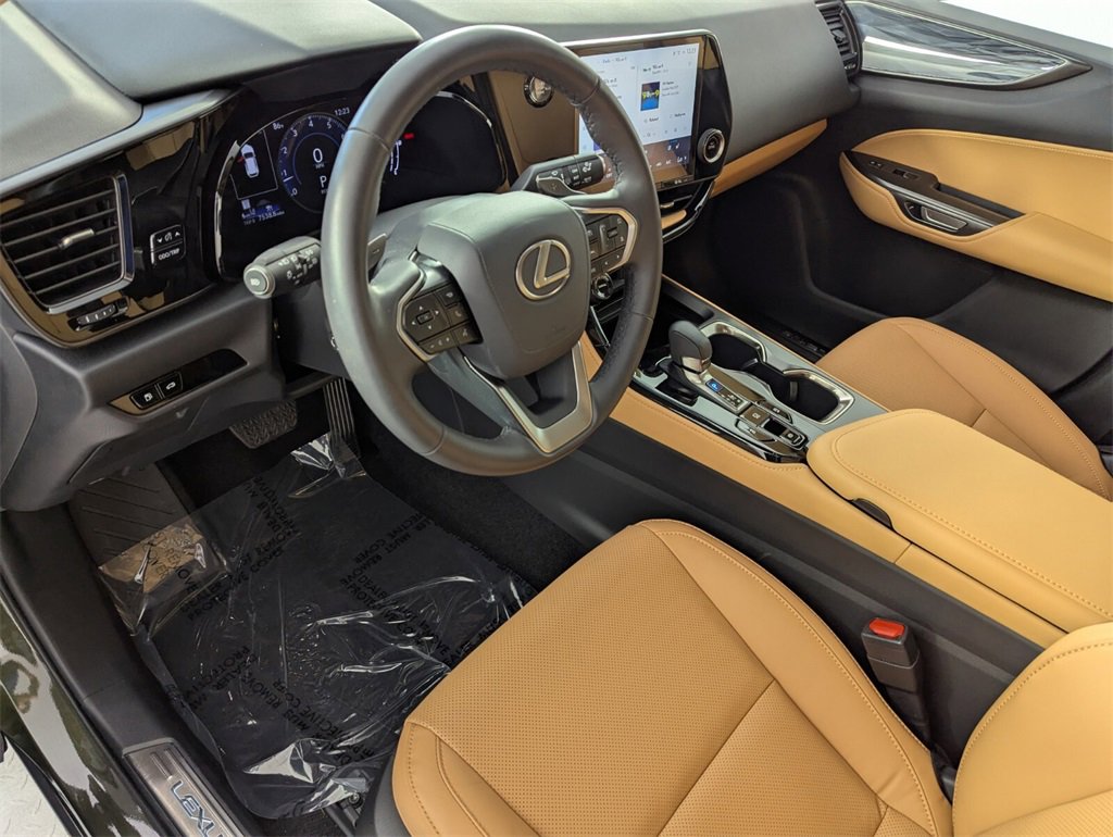Used 2024 Lexus NX 250 FWD w/ Premium Package image 10