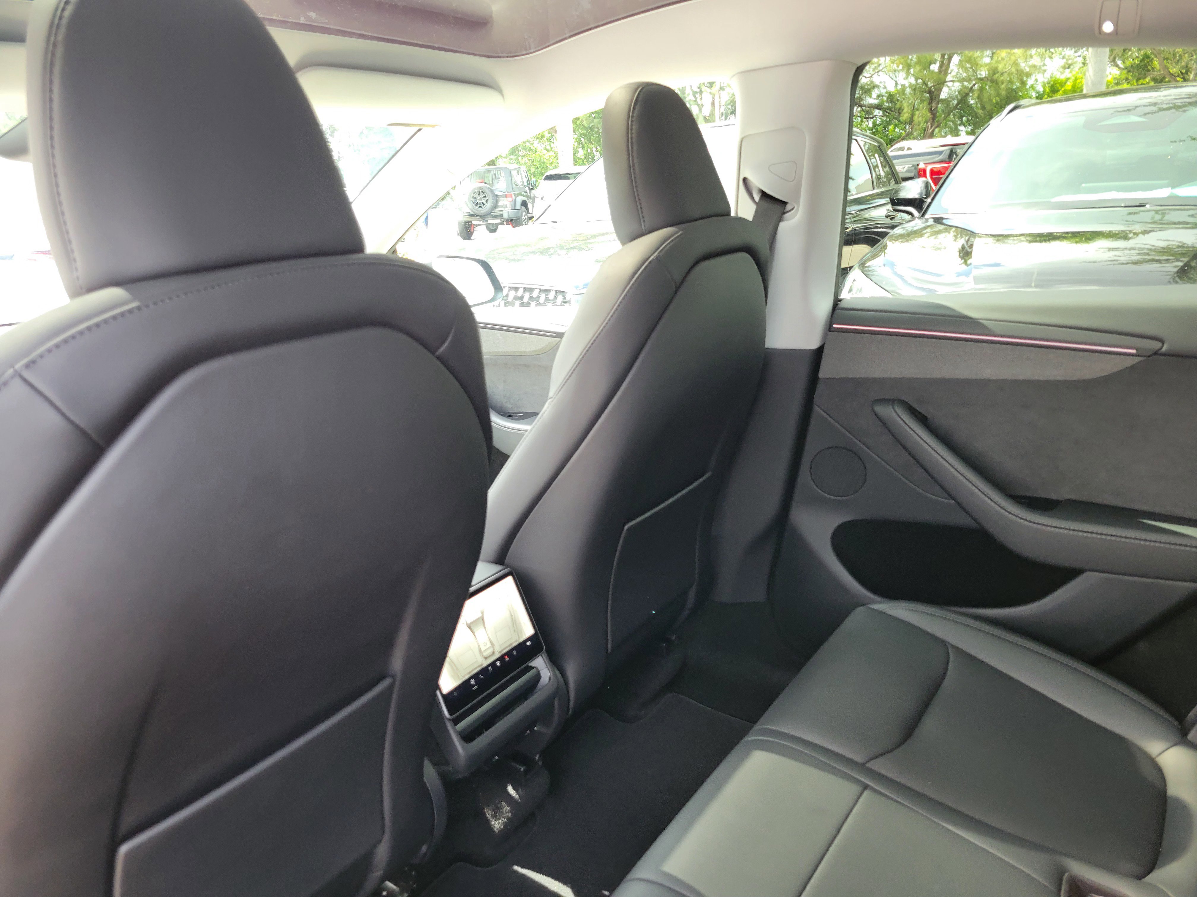 Used 2026 Tesla Model Y Long Range AWD/4WD image 12