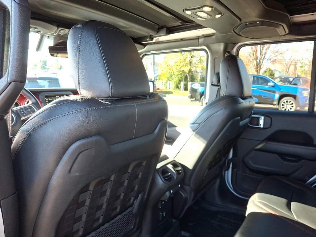 Used 2022 Jeep Wrangler Unlimited Rubicon w/ Steel Bumper Group image 21