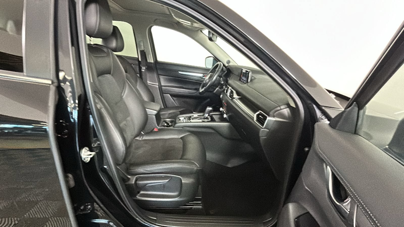 Used 2020 MAZDA CX-5 Touring AWD/4WD image 34