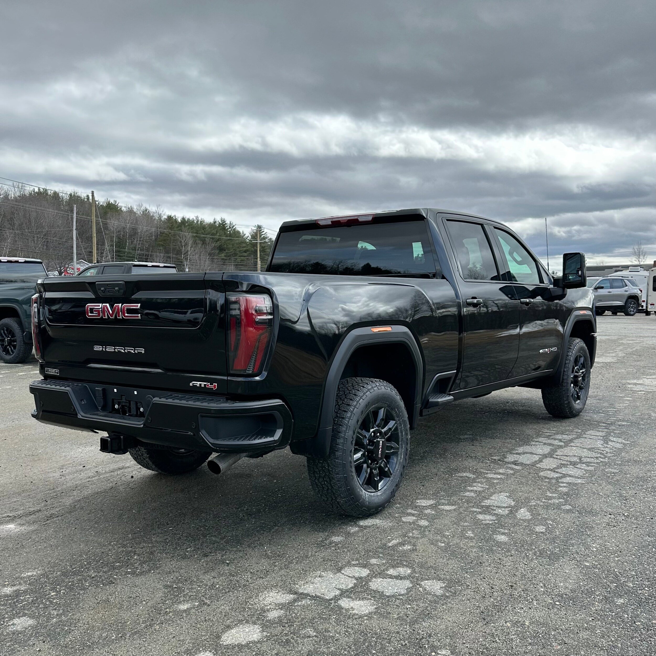 New 2026 GMC Sierra 2500 AT4 AWD/4WD image 3